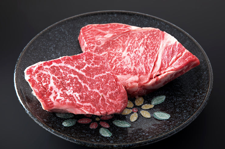 ハーフ＆ハーフ（国産ヒレ肉と不知火牛熟成肉）																																																